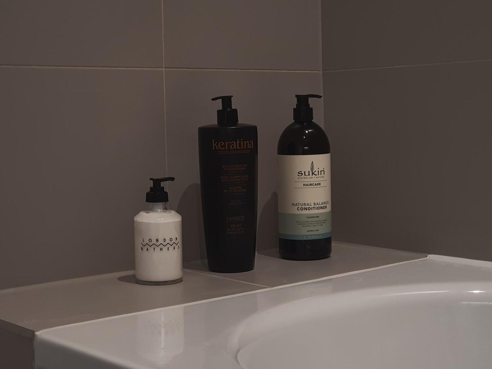 Cozy With Private Bathroom In Luxurious Flat Habitación en casa particular Londres